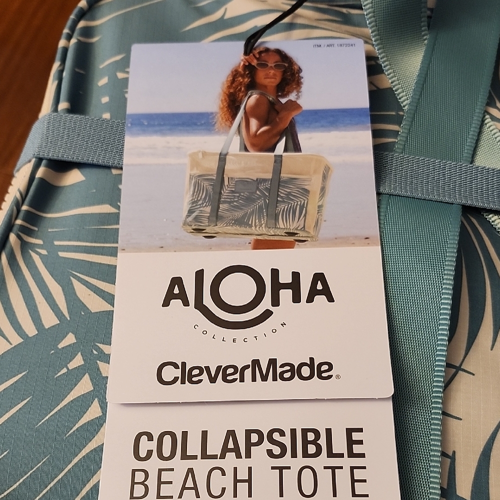 ALOHA Collection Blue and White Collapsible Beach Tote